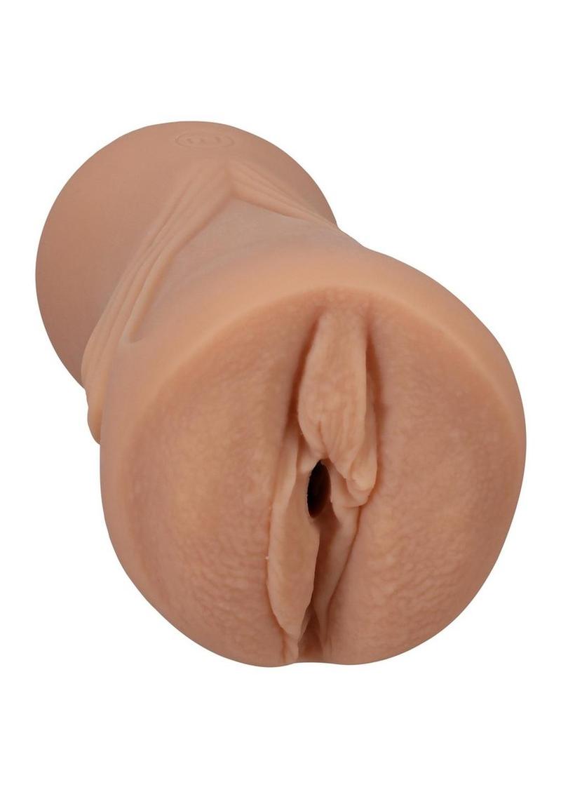 Signature Strokers Eva Elfie Ultraskyn Pocket Masturbator - Pussy